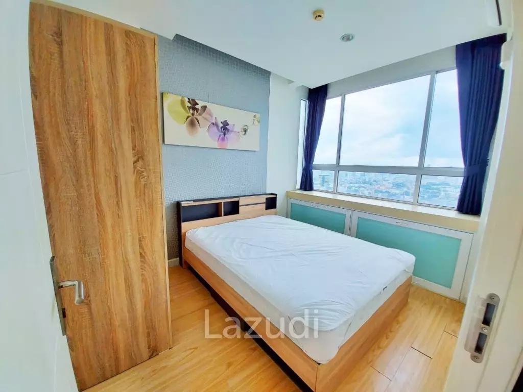 2 Bedroom  1 Bathroom 56 SQ.M TC Green Rama 9