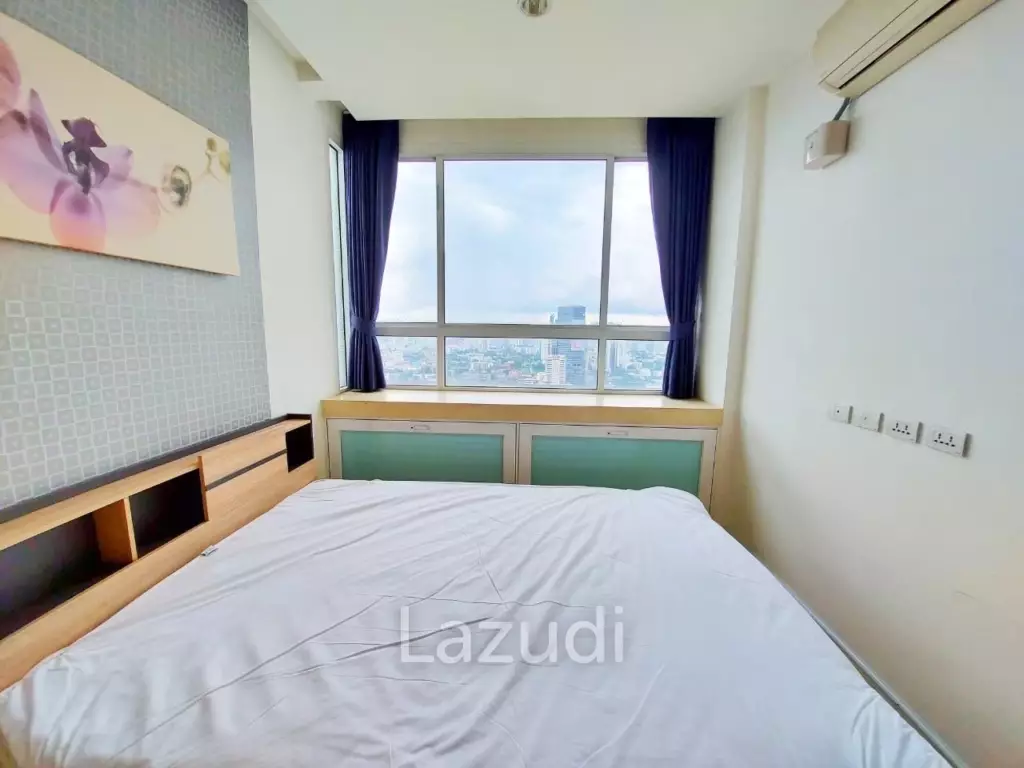 2 Bedroom  1 Bathroom 56 SQ.M TC Green Rama 9