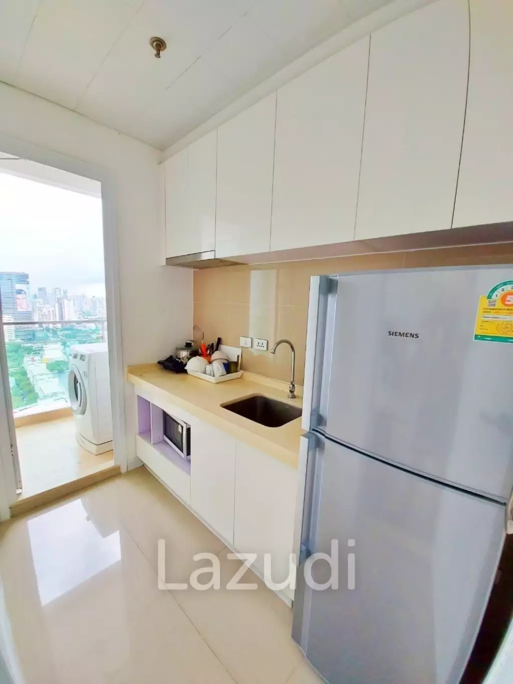 2 Bedroom  1 Bathroom 56 SQ.M TC Green Rama 9