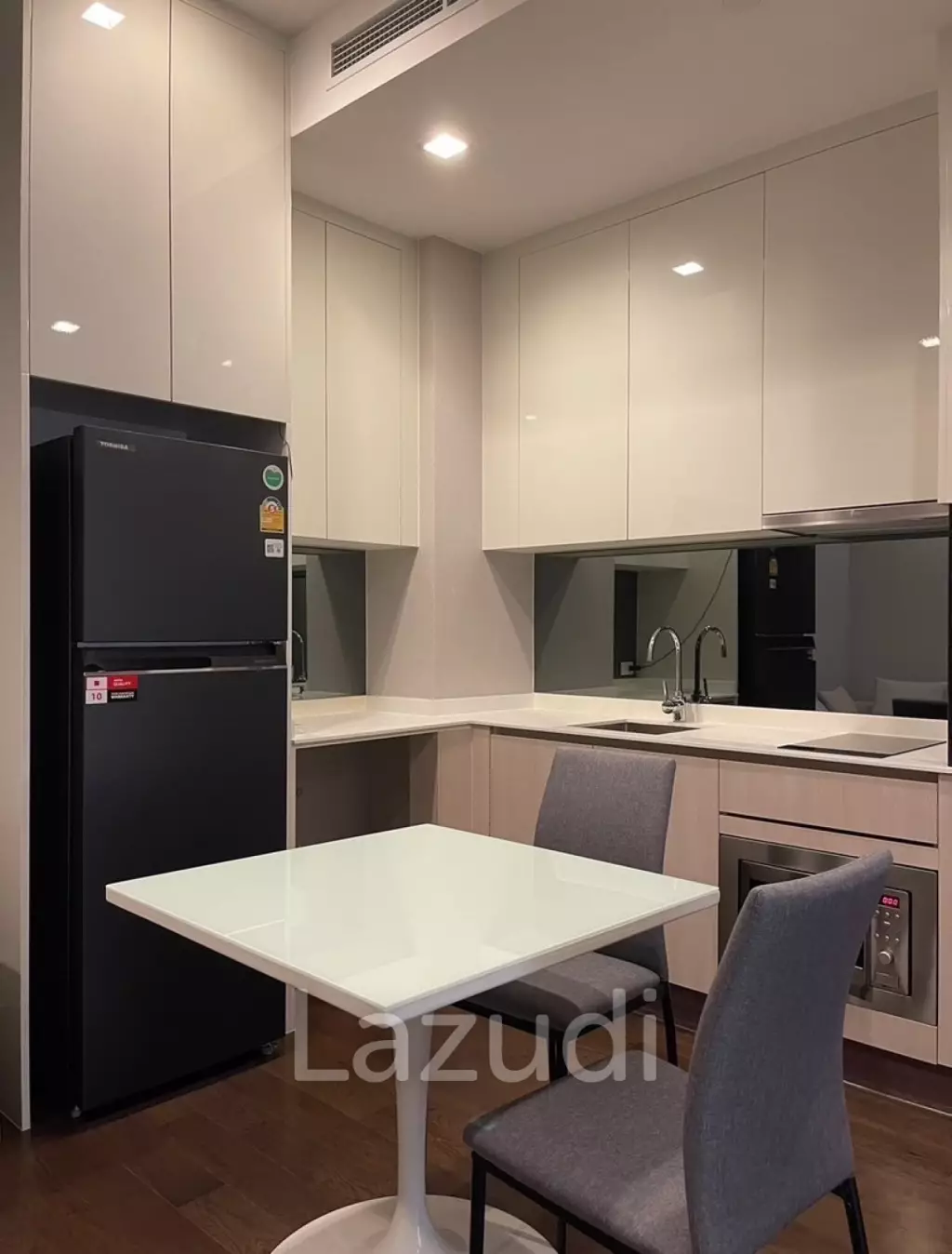 1 Bedroom  1 Bathroom 37 SQ.M  at Q Asoke