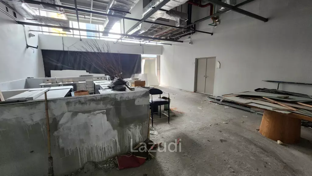 Nana Sukhumvit Soi 7 100SQM Retail Space Ground Floor of Office Building