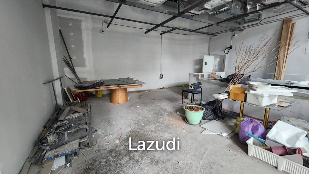 Nana Sukhumvit Soi 7 100SQM Retail Space Ground Floor of Office Building