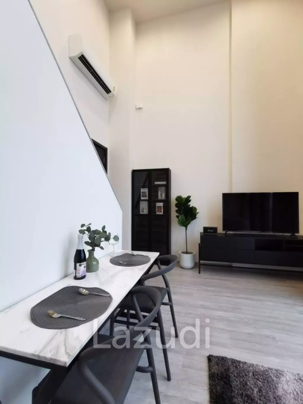 1 Bedroom  1 Bathroom 44 SQ.M The Line Sukhumvit 101