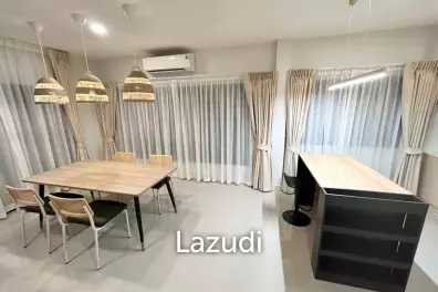 3 Bedroom 4 Bathroom 162 Sq.m Grande Pleno Sukhumvit-Bangna