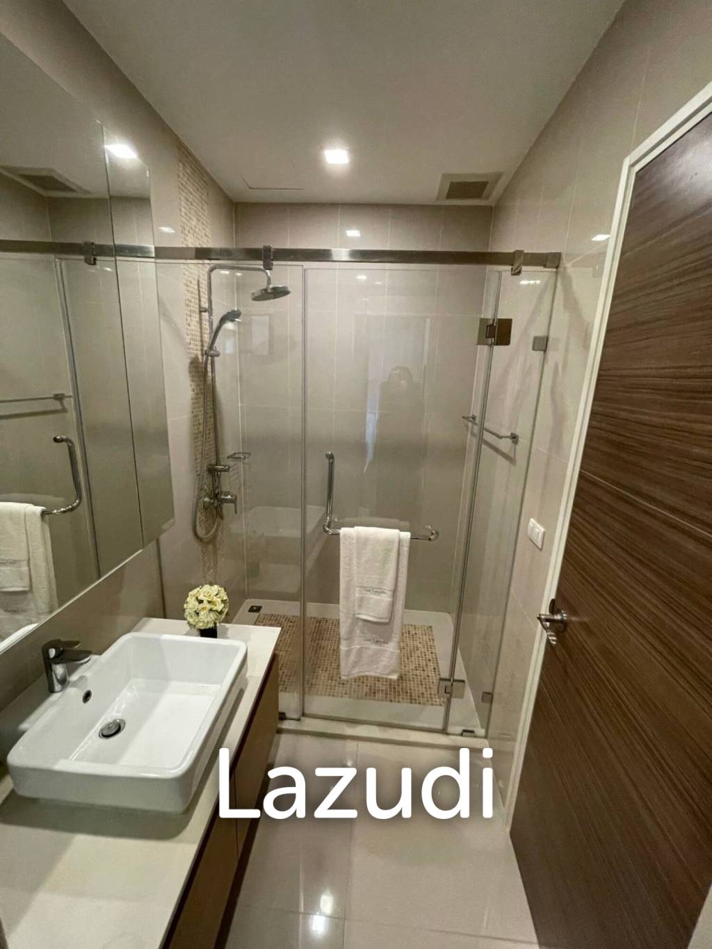 Modern 1-Bedroom Condo in Q Asoke Bangkok