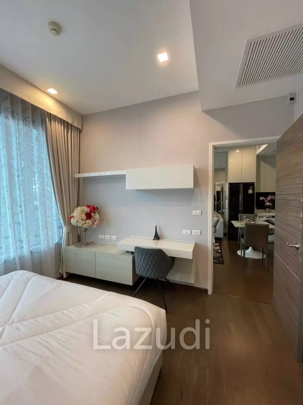 Modern 1-Bedroom Condo in Q Asoke Bangkok
