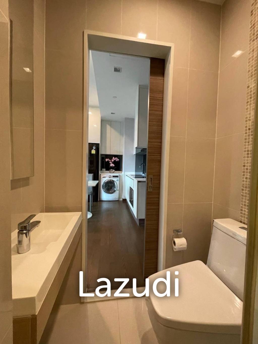 Modern 1-Bedroom Condo in Q Asoke Bangkok