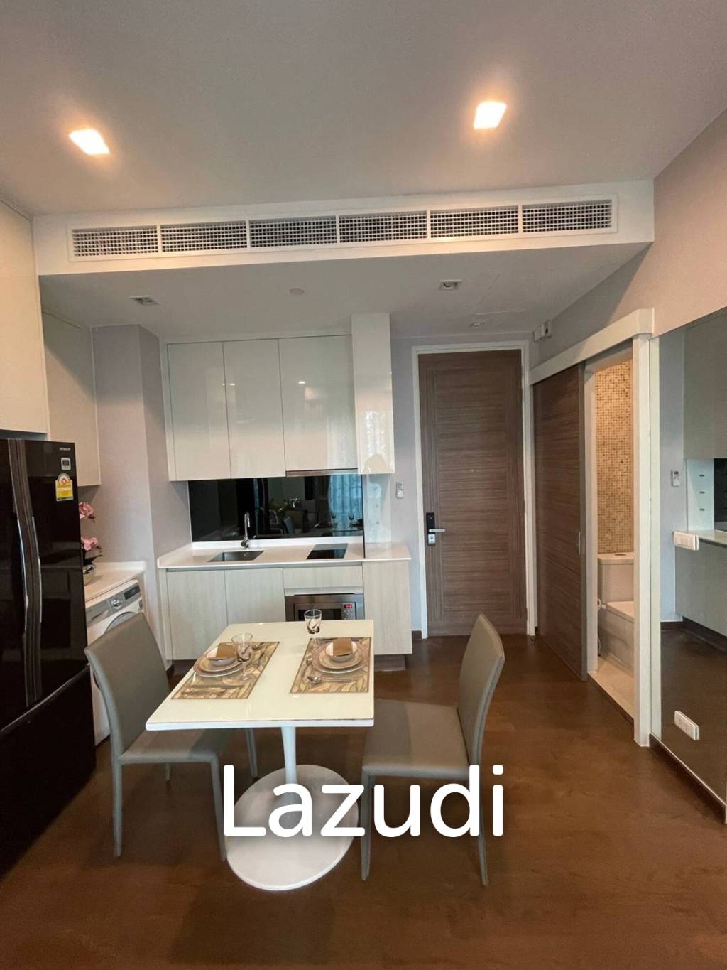 Modern 1-Bedroom Condo in Q Asoke Bangkok