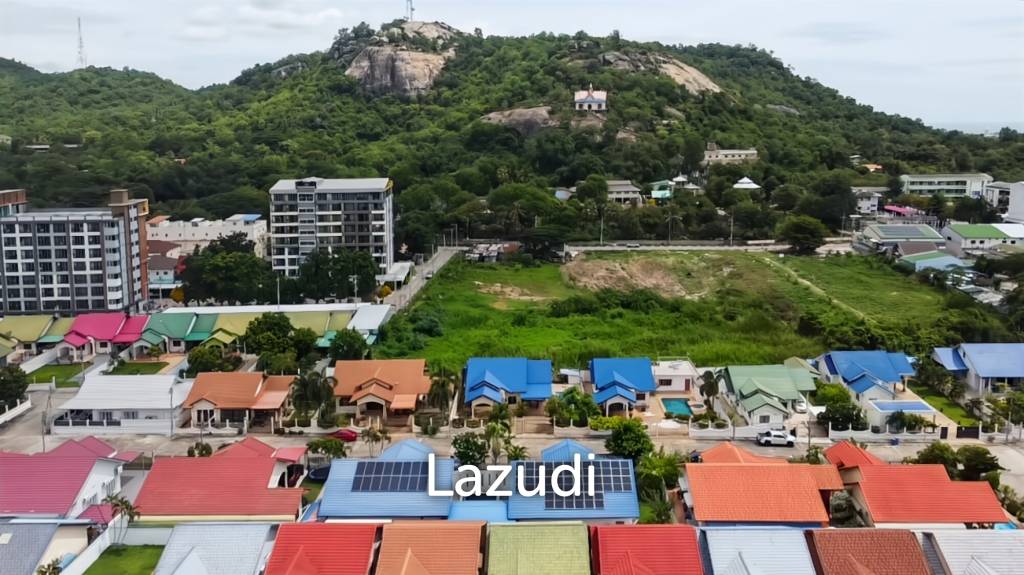 4 Bedroom Villa with Mountain View and Private Pool in Soi Hua Hin 94
