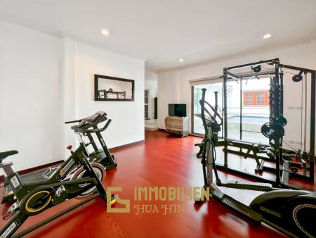 Soi Hua Hin 94: Pool Villa mit 4 Schlafzimmern und Bergblick