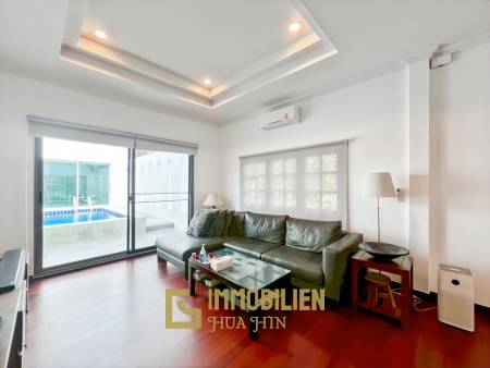 Soi Hua Hin 94: Pool Villa mit 4 Schlafzimmern und Bergblick