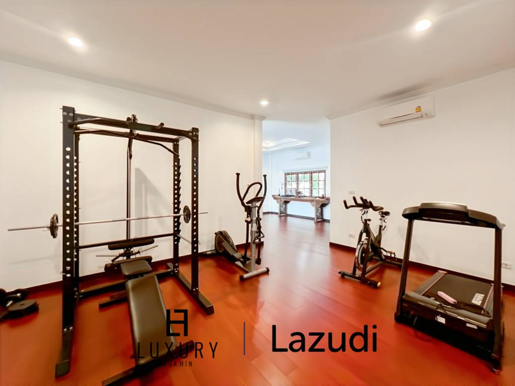 796 平方米 4 床 4 洗澡 别墅 对于 销售