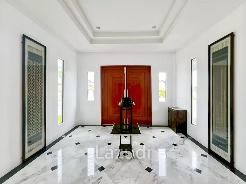 4 Bedroom Villa with Mountain View and Private Pool in Soi Hua Hin 94