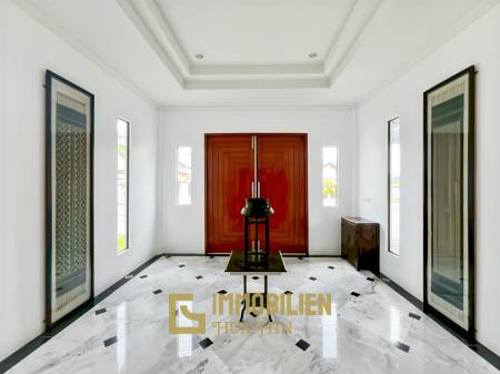 Soi Hua Hin 94: Pool Villa mit 4 Schlafzimmern und Bergblick