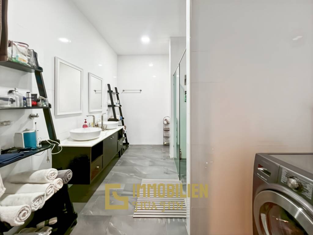 Soi Hua Hin 94: Pool Villa mit 4 Schlafzimmern und Bergblick