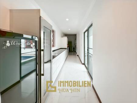 Soi Hua Hin 94: Pool Villa mit 4 Schlafzimmern und Bergblick