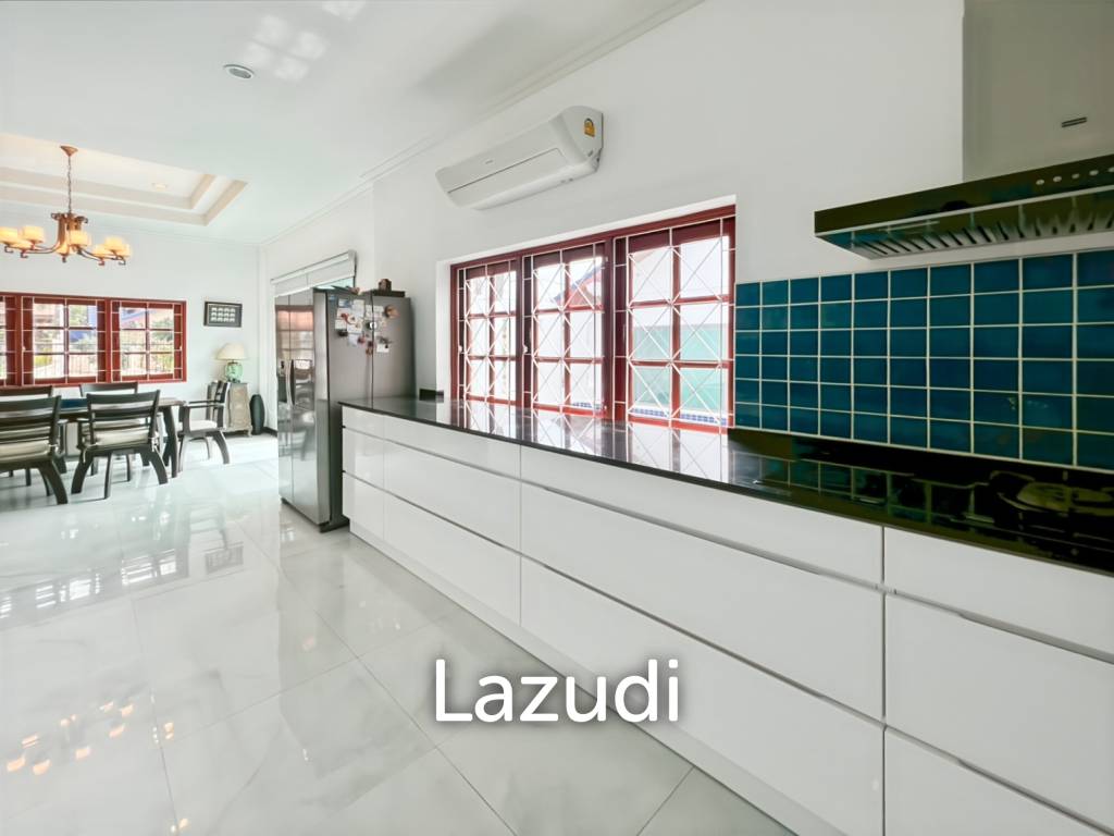 4 Bedroom Villa with Mountain View and Private Pool in Soi Hua Hin 94