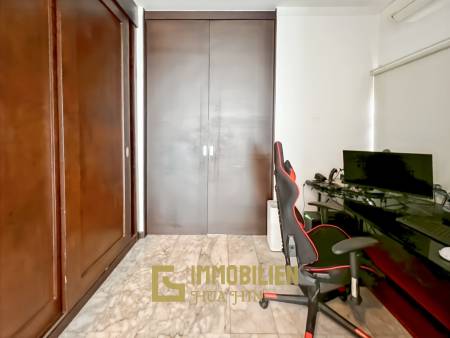 Soi Hua Hin 94: Pool Villa mit 4 Schlafzimmern und Bergblick