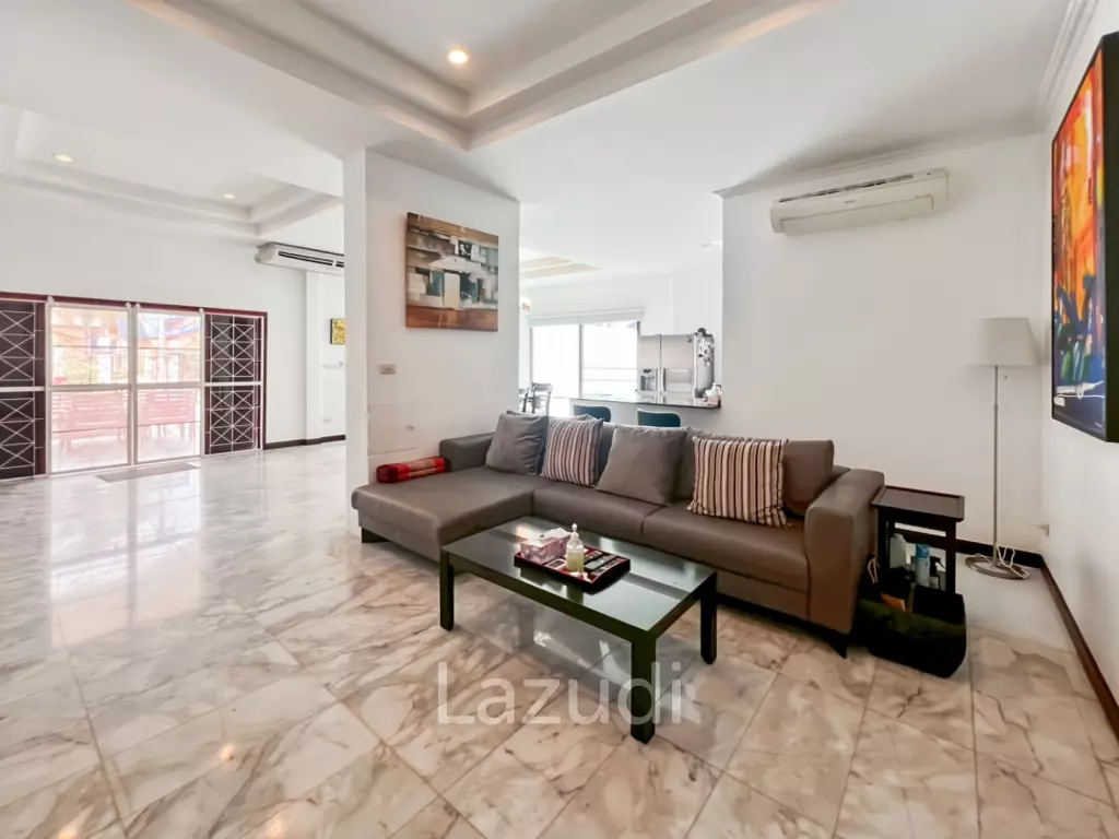 4 Bedroom Villa with Mountain View and Private Pool in Soi Hua Hin 94