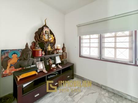 Soi Hua Hin 94: Pool Villa mit 4 Schlafzimmern und Bergblick