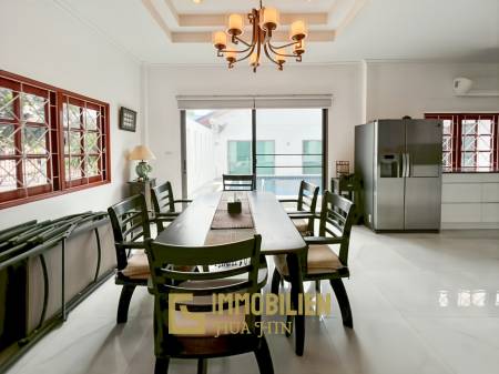 Soi Hua Hin 94: Pool Villa mit 4 Schlafzimmern und Bergblick