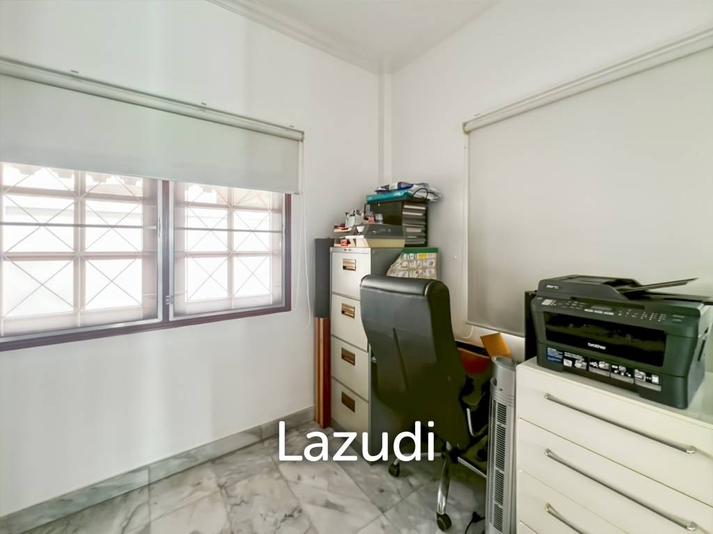 4 Bedroom Villa with Mountain View and Private Pool in Soi Hua Hin 94