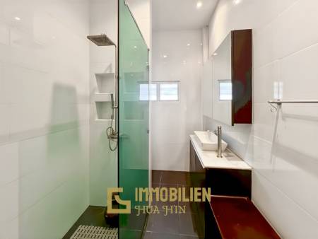 Soi Hua Hin 94: Pool Villa mit 4 Schlafzimmern und Bergblick