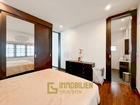 Soi Hua Hin 94: Pool Villa mit 4 Schlafzimmern und Bergblick