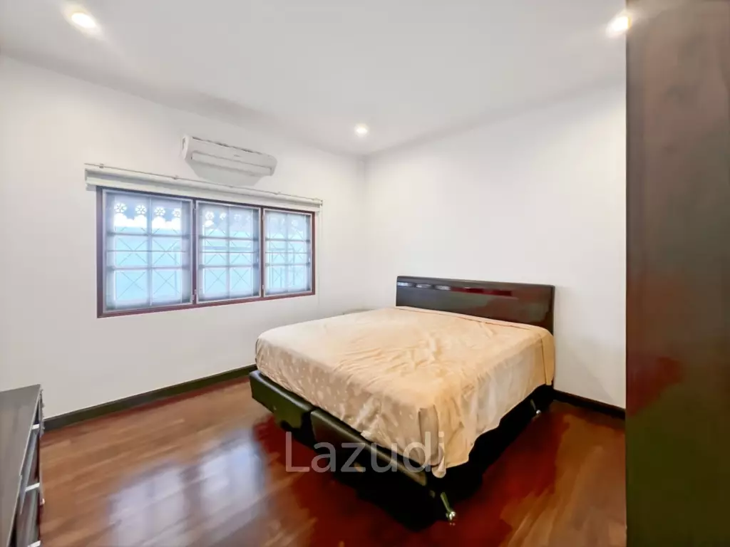 4 Bedroom Villa with Mountain View and Private Pool in Soi Hua Hin 94