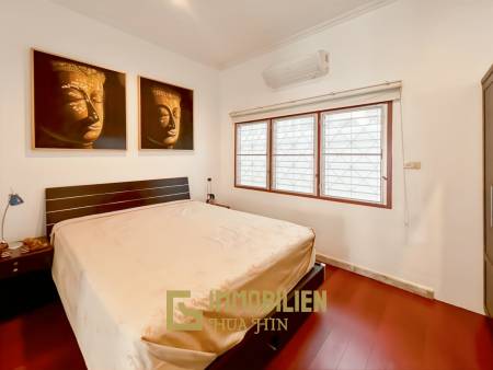 Soi Hua Hin 94: Pool Villa mit 4 Schlafzimmern und Bergblick