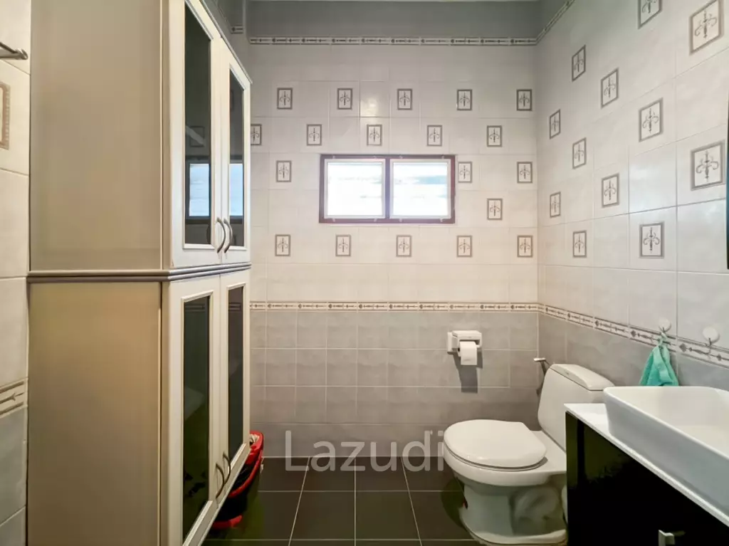 4 Bedroom Villa with Mountain View and Private Pool in Soi Hua Hin 94