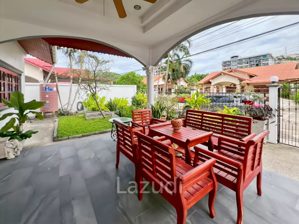 4 Bedroom Villa with Mountain View and Private Pool in Soi Hua Hin 94