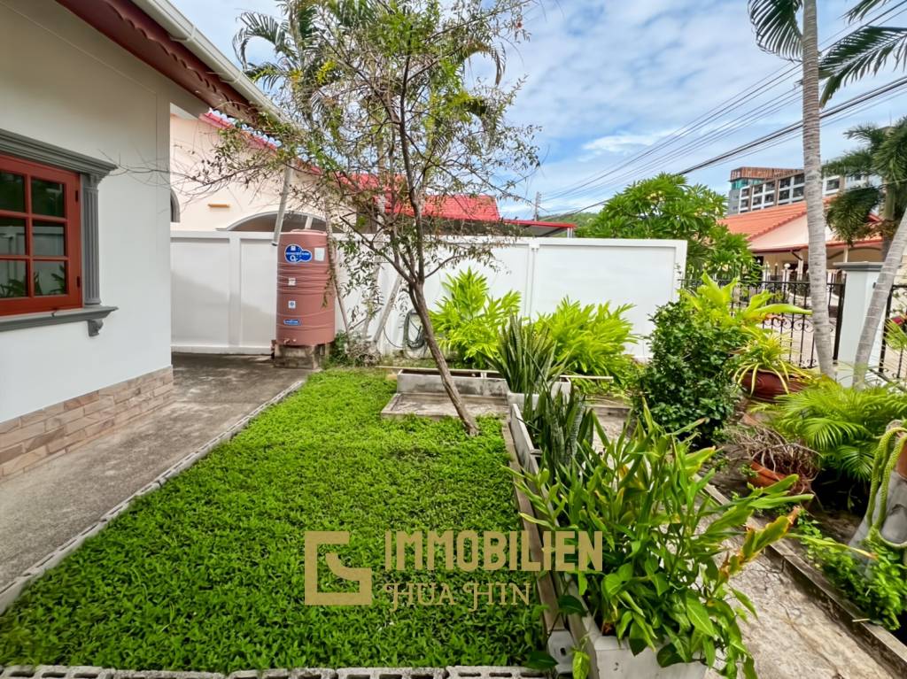 Soi Hua Hin 94: Pool Villa mit 4 Schlafzimmern und Bergblick