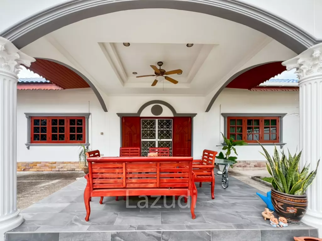 4 Bedroom Villa with Mountain View and Private Pool in Soi Hua Hin 94