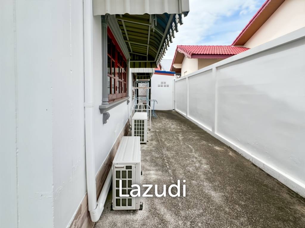 4 Bedroom Villa with Mountain View and Private Pool in Soi Hua Hin 94