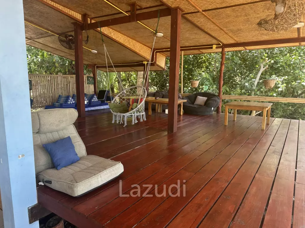 For Sale – Beachfront Resort with Restaurant