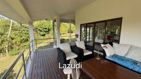 Mountain View Villa Near InterContinental Hotel