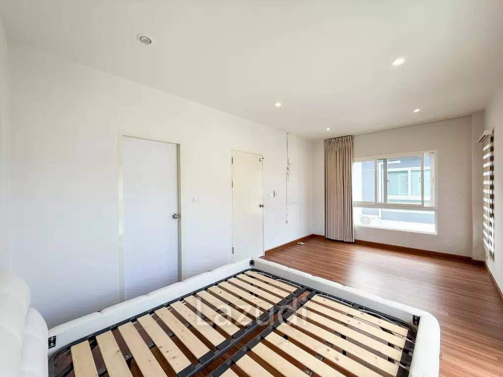 Brand New 2-Storey House For Sale In Ratsada, Phuket