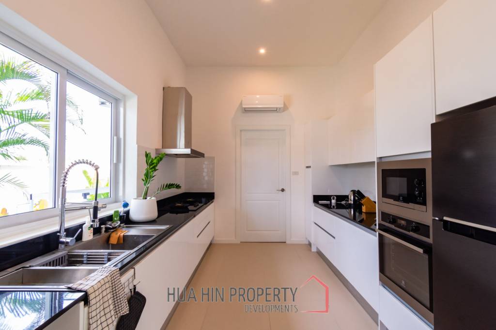 3 Beds 4 Baths 550 SQ.M Bliss Homes 2
