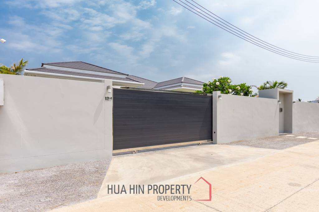 3 Beds 4 Baths 550 SQ.M Bliss Homes 2