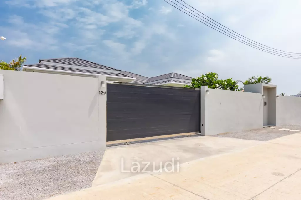 4.5 Beds 5 Baths 690 SQ.M Bliss Homes 2