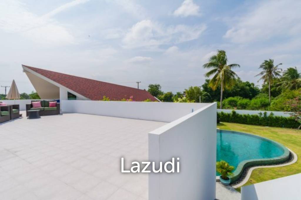 1,600 Sqm 4 Bed 5 Bath Villa For Sale