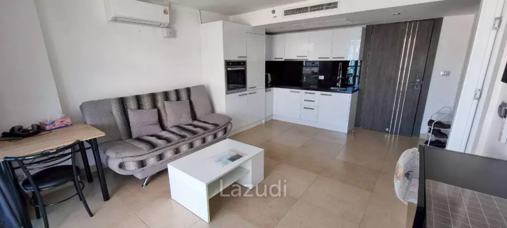 1 Bed 1 Bath 47 SQ.M. Centara Avenue Residence