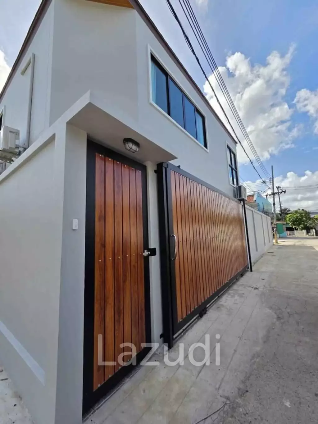 Brand New 3-Bedroom Pool Villa For Sale In Chalong