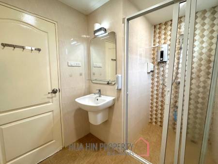 BAAN RAK PHASE 2 (RESALE) : 3 bed  charming single-story villa in Wang Pong