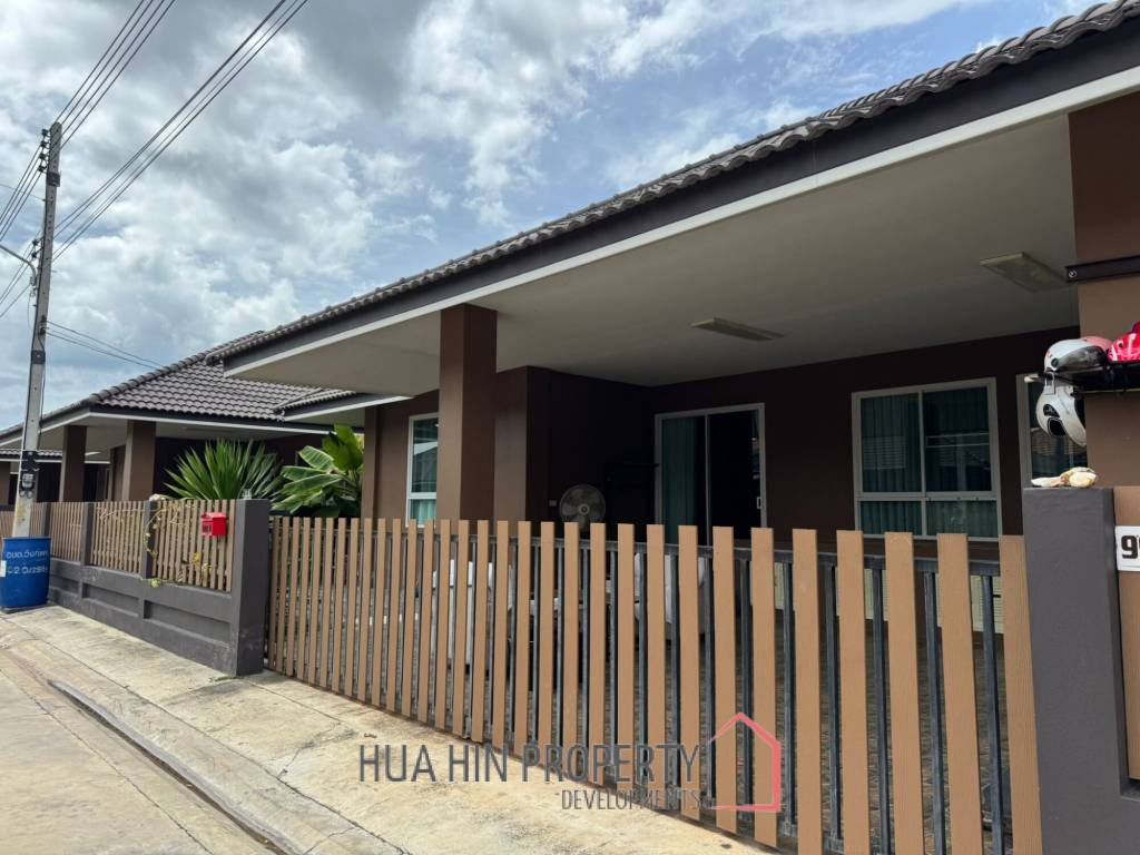 BAAN RAK PHASE 2 (RESALE) : 3 bed  charming single-story villa in Wang Pong