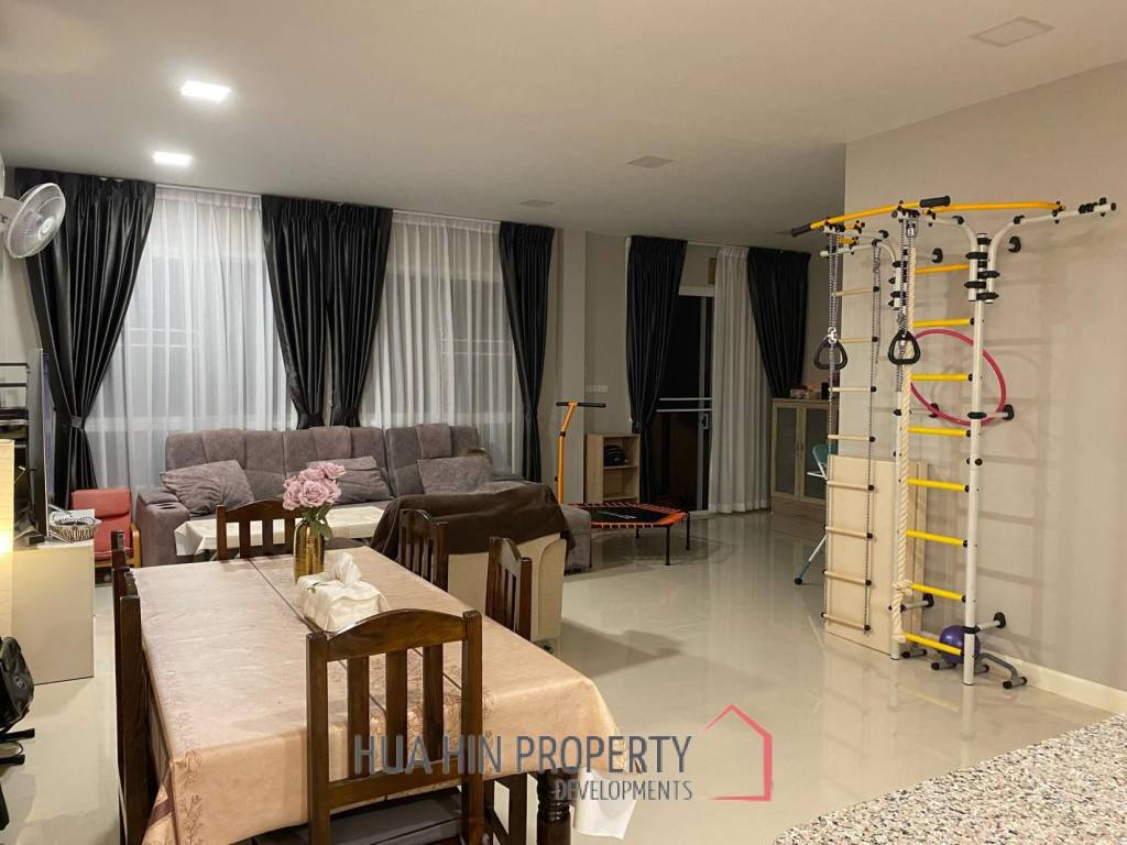 BAAN RAK PHASE 2 (RESALE) : 3 bed  charming single-story villa in Wang Pong