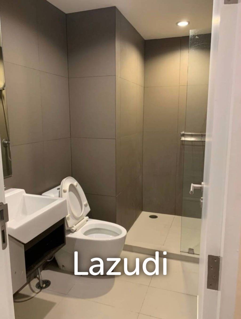 2 Bed 1 Bath 74 SQ.M Movenpick Residences Ekkamai