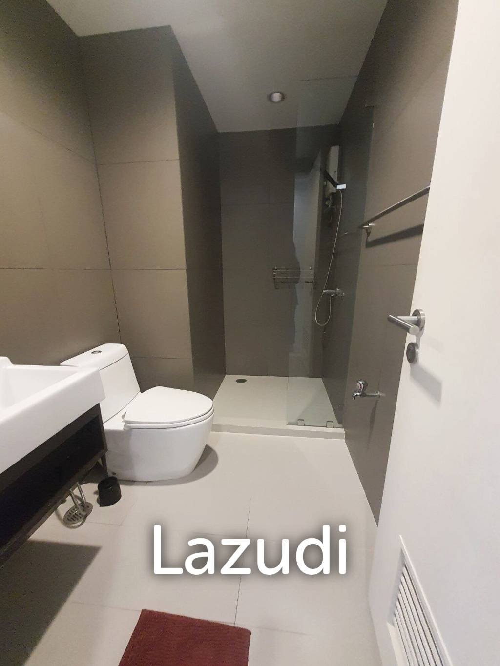 2 Bed 1 Bath 74 SQ.M Movenpick Residences Ekkamai