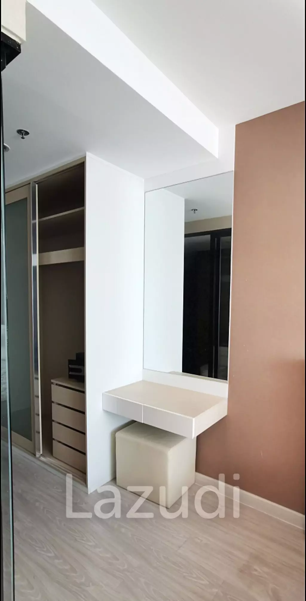 2 Bed 1 Bath 74 SQ.M Movenpick Residences Ekkamai